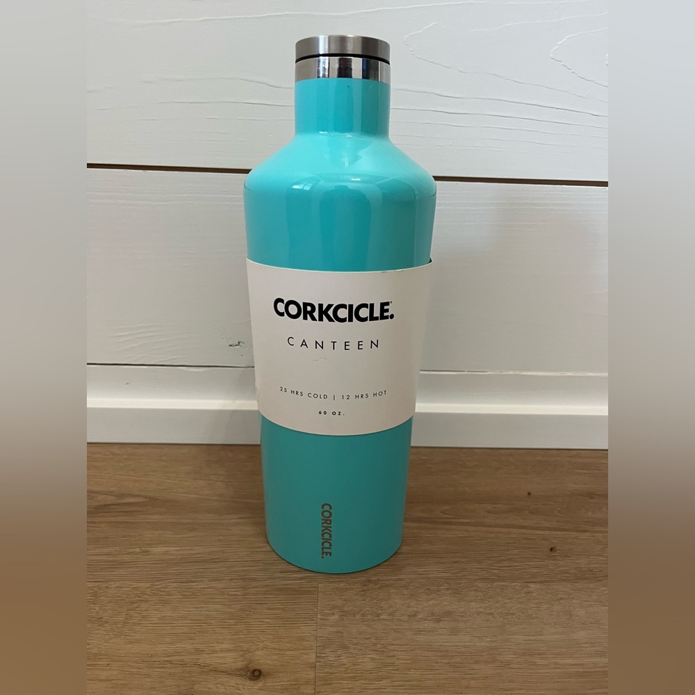 Corkcicle Canteen